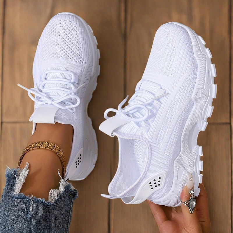 Sneakersy Caristo