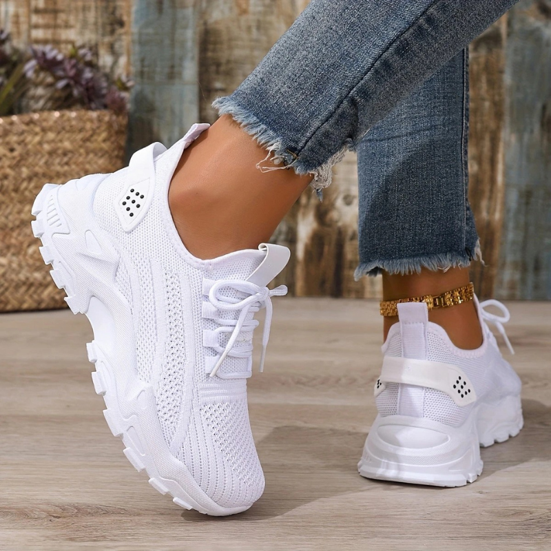 Sneakersy Caristo